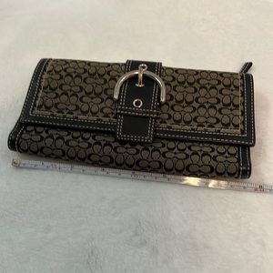 Authentic Coach Wallet